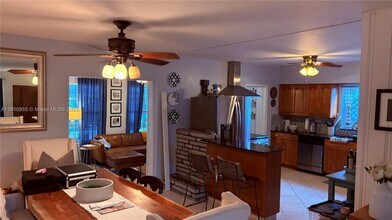 710 NE 77th St in Miami, FL - Building Photo - Building Photo
