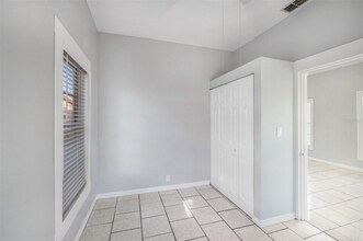 2317 W Chestnut St in Tampa, FL - Building Photo - Building Photo