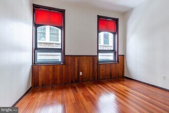 35 S 13th St in Philadelphia, PA - Building Photo - Building Photo