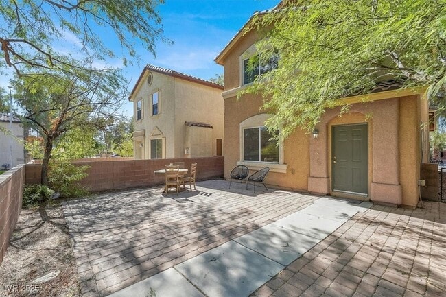 property at 248 Vertigo Tulip Ct