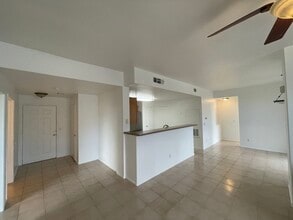 2325 Windmill Pky, Unit 614 in Henderson, NV - Foto de edificio - Building Photo