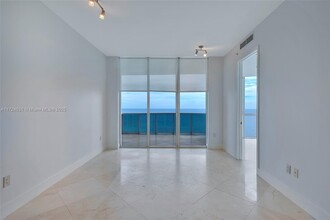 18201 Collins Ave, Unit 4008 in Sunny Isles Beach, FL - Building Photo - Building Photo