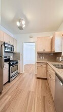 147-147 S Camden Dr in Beverly Hills, CA - Building Photo - Building Photo