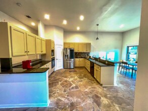 4120 Sotol Ln in San Antonio, TX - Foto de edificio - Building Photo