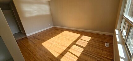 60-64 Henley Cres in Toronto, ON - Building Photo - Building Photo