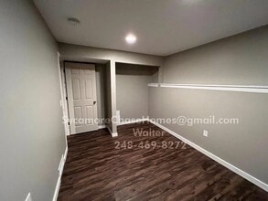 2912 Canarsie Dr in Lansing, MI - Foto de edificio - Building Photo