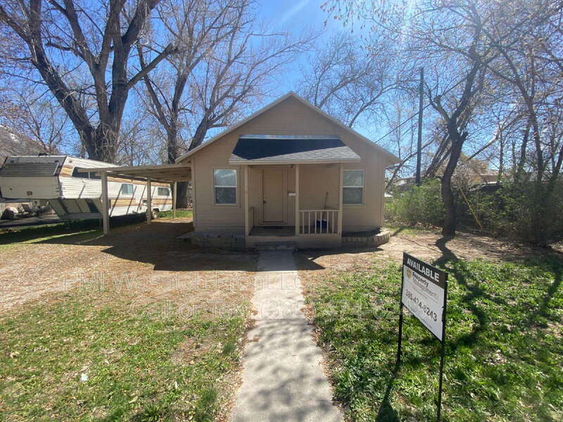 750 E 300 N in Provo, UT - Building Photo