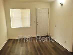 821 Spokane St in Reno, NV - Building Photo - Building Photo