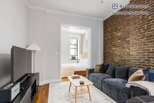 246 Mott St in New York, NY - Building Photo