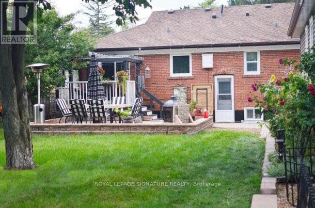 83 Hammond Rd in Mississauga, ON - Building Photo - Building Photo