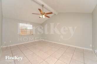 8509 Olympic Ct in Tampa, FL - Building Photo - Building Photo