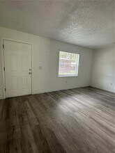 704 Sunset Ave in Auburndale, FL - Building Photo - Building Photo