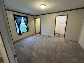 666 Oregon St in Belleville, MI - Building Photo - Building Photo