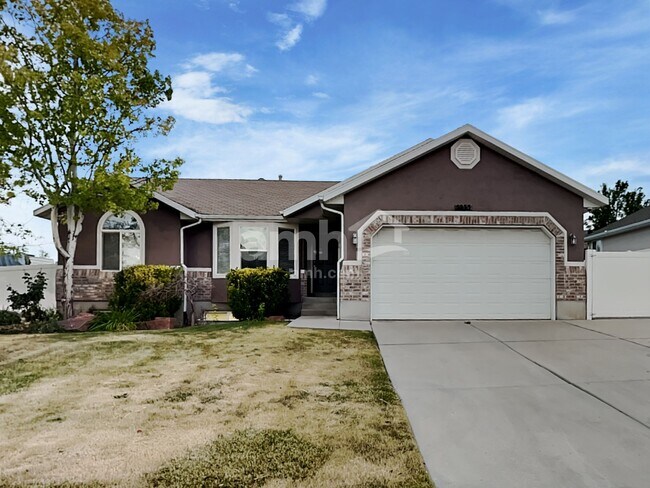property at 5233 W Elk Horn Peak Dr