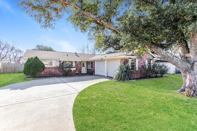 property at 218 Leighton Dr