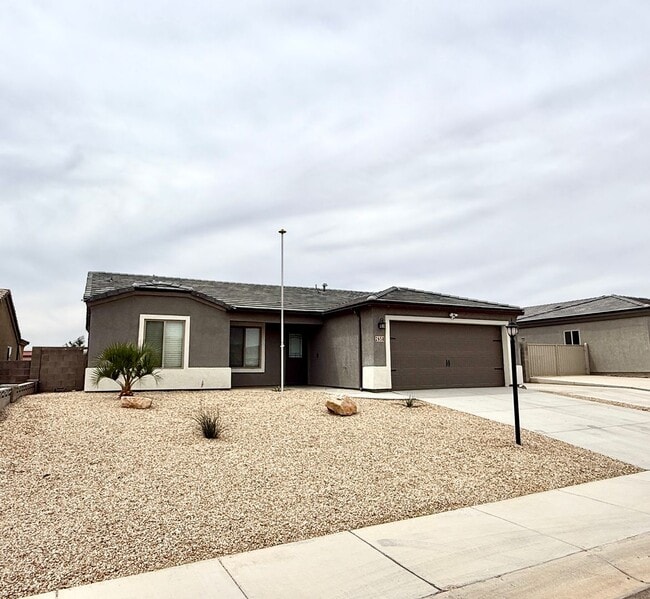 2658 E Punta Vista in Kingman, AZ - Building Photo - Building Photo