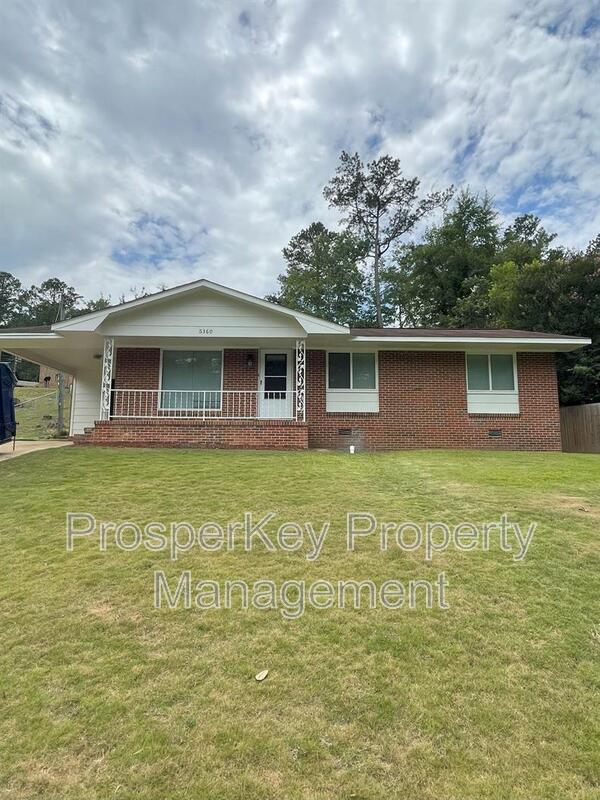 property at 5360 Spencer Ln