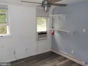 16 Oak St in Salem, NJ - Building Photo - Building Photo