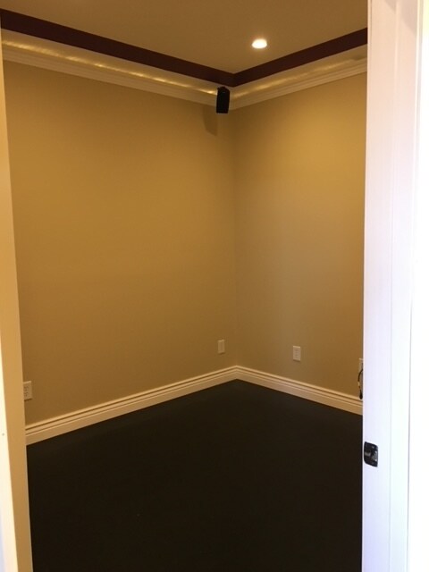 229 W Washington St in Marquette, MI - Building Photo