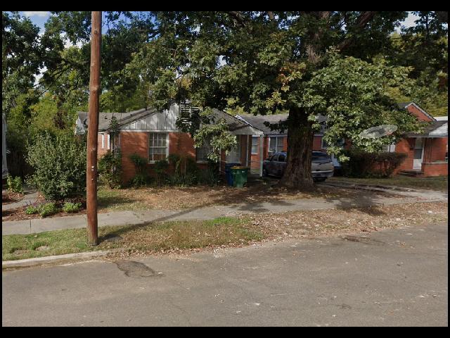 property at 2324 S Louisiana St