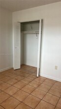 120 W 9th St in Hialeah, FL - Building Photo - Building Photo