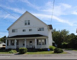 256 Main St, Unit 2nd level in Duryea, PA - Building Photo