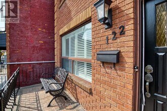 122 Lisgar St in Toronto, ON - Building Photo - Building Photo