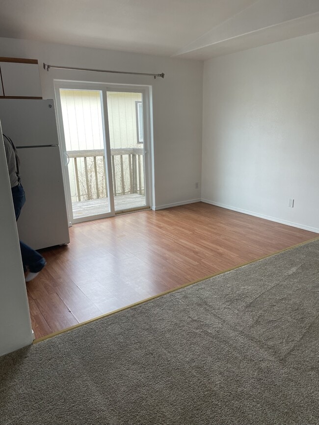 property at 1821 Thrall St