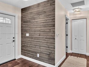 2970 Myrtle Oak Cir in Davie, FL - Building Photo - Building Photo
