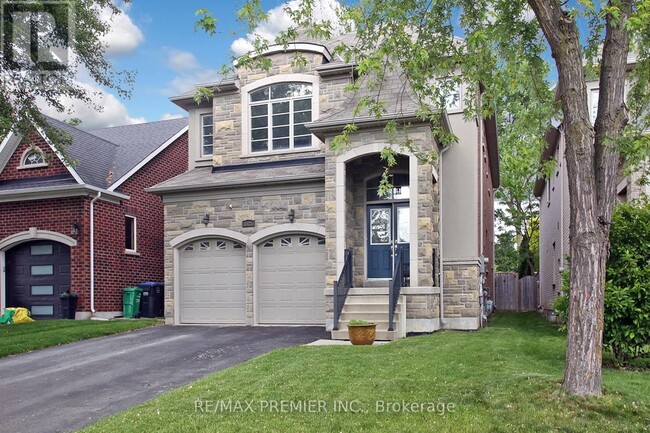 1525 Barbertown Rd in Mississauga, ON - Building Photo - Building Photo