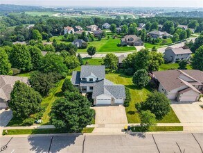 5182 Southern Ridge Ln SW in Rochester, MN - Building Photo - Building Photo