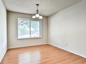 2700 Amberton Pl in Euless, TX - Building Photo - Building Photo
