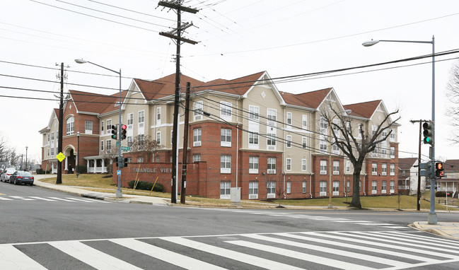 Triangle View in Washington, DC - Building Photo - Building Photo