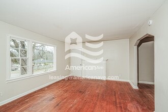 8329 8th Ave S in Birmingham, AL - Building Photo - Building Photo