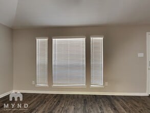 5497 N Buffalo Cir in Willis, TX - Building Photo - Building Photo