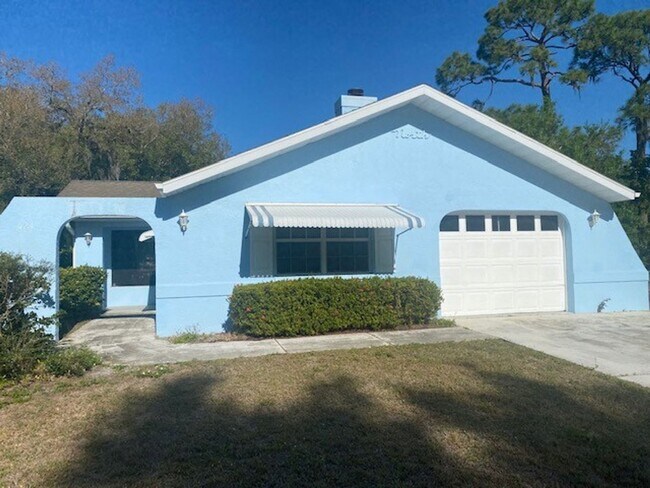 property at 624 Kellstadt St