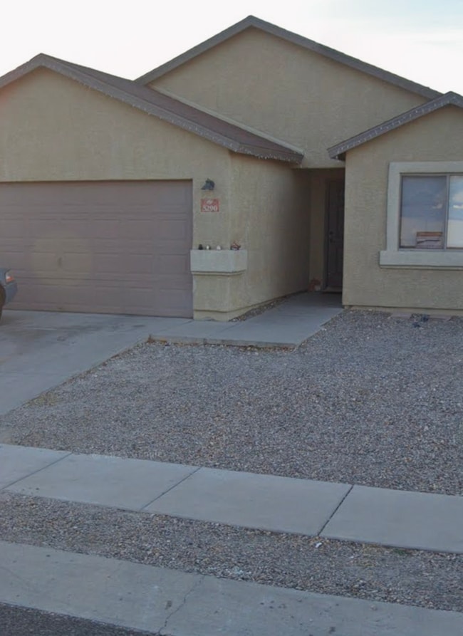 property at 5290 S Placita Brisa Grande
