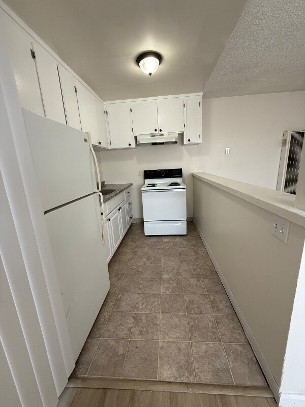 6116 N El Dorado St in Stockton, CA - Building Photo - Building Photo