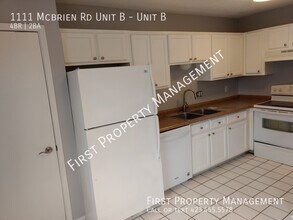 1111 McBrien Rd in East Ridge, TN - Building Photo - Building Photo