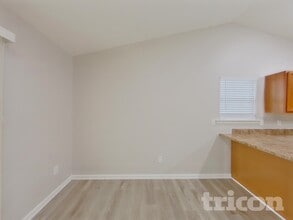 427 Lynnell Way in Moore, SC - Building Photo - Building Photo