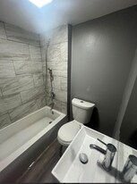 111 S Summit St, Unit 202 in Toledo, OH - Building Photo