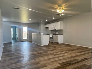 8427 10th Pl in Lubbock, TX - Building Photo - Building Photo