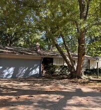 2837 E Monroe Terrace in Springfield, MO - Building Photo - Building Photo