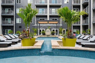 Brookside 51 in Kansas City, MO - Building Photo - Building Photo