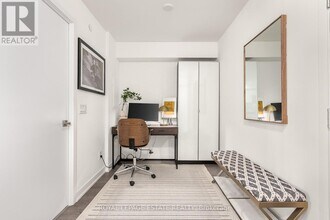 1401 O'Connor Dr in Toronto, ON - Building Photo - Building Photo