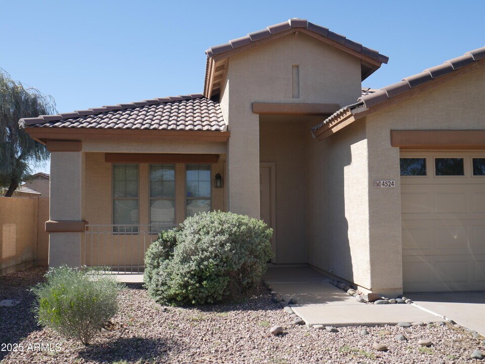 4524 S 25th Dr in Phoenix, AZ - Building Photo