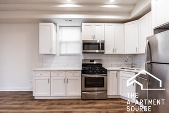 2112 N Campbell Ave, Unit GDN in Chicago, IL - Foto de edificio - Building Photo