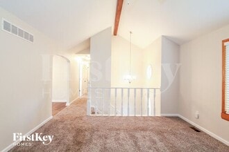 15100 S Arapaho Dr in Olathe, KS - Building Photo - Building Photo