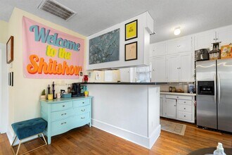 3411 Cedar St in Austin, TX - Building Photo - Building Photo