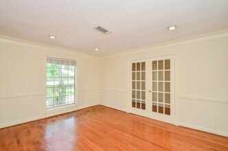 6611 Cypress Point Dr in Houston, TX - Building Photo - Building Photo